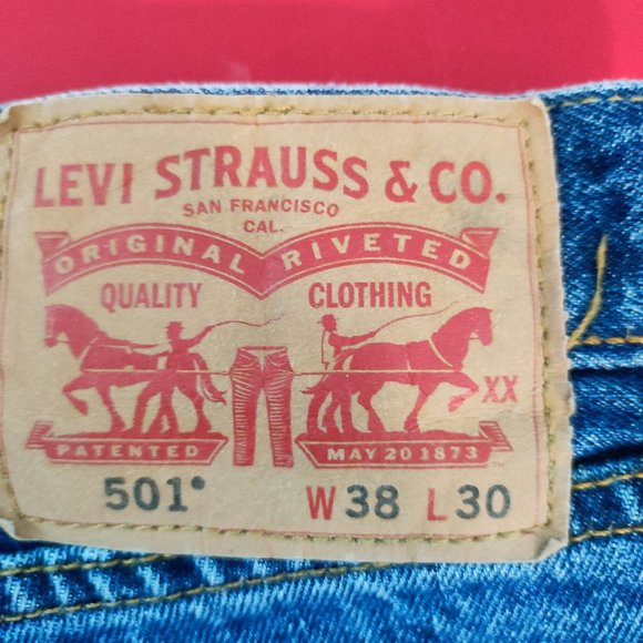 Levi's 501 jeans medium washed button fly men's size 38x30 - Picture 4 of 11